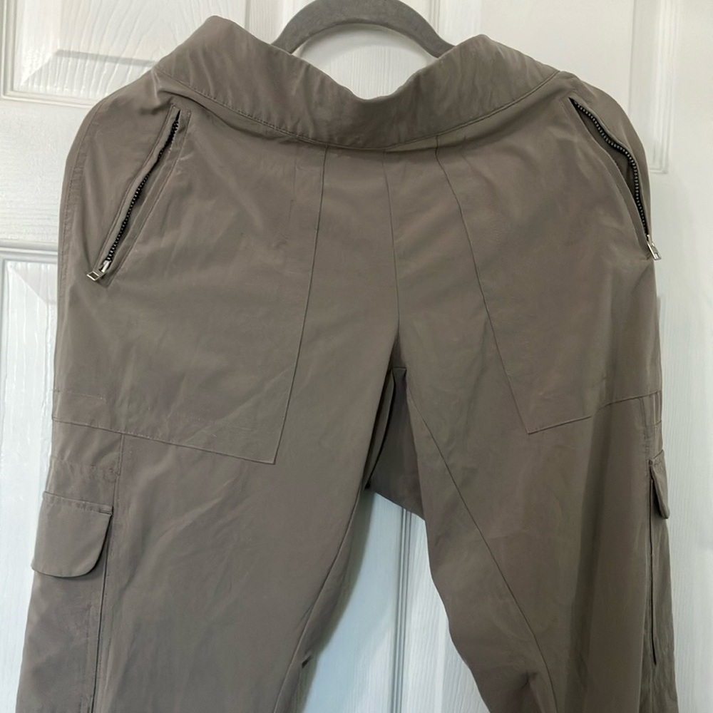 Stylish Athleta Gray Cargo Pants